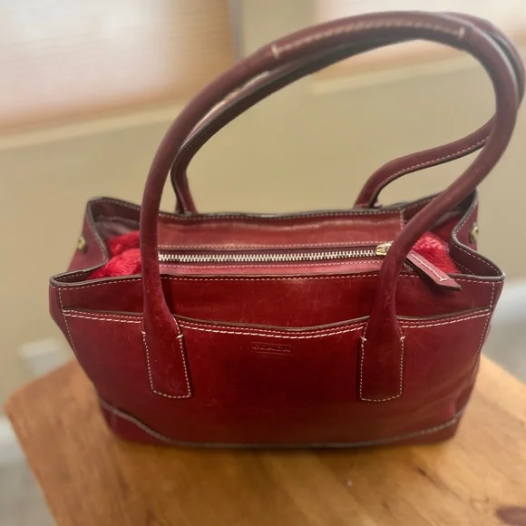 Coach Redish Leather Shoulder Bag - Picture 4 of 13